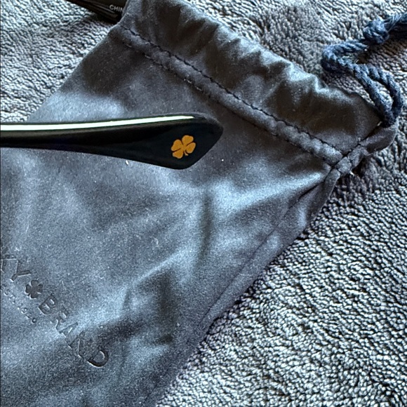 Lucky Brand Black Trinity Sunglasses - Picture 4 of 5